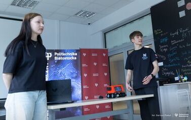 2026-04-15-El-Robo-Mech-fot-Dariusz-Piekut-PB-48