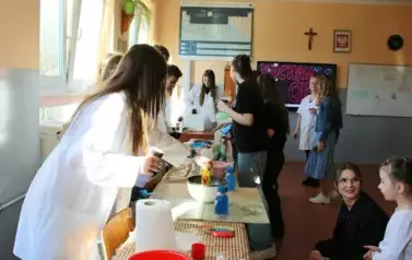 20250403_134000850_iOS_Easy-Resize.com