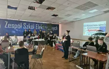 Multimedia (8)