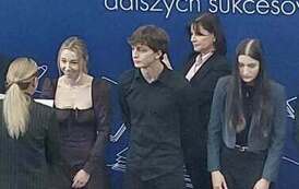 Stypendia Ministra Edukacji i Prezesa Rady Ministr&oacute;w 7