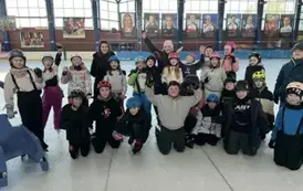 Klasy III SP na lodowisku BOSiR 2